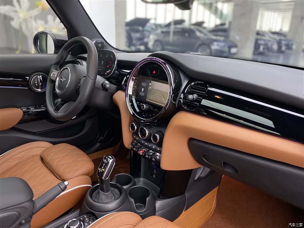 Mini Cooper, 2023 10