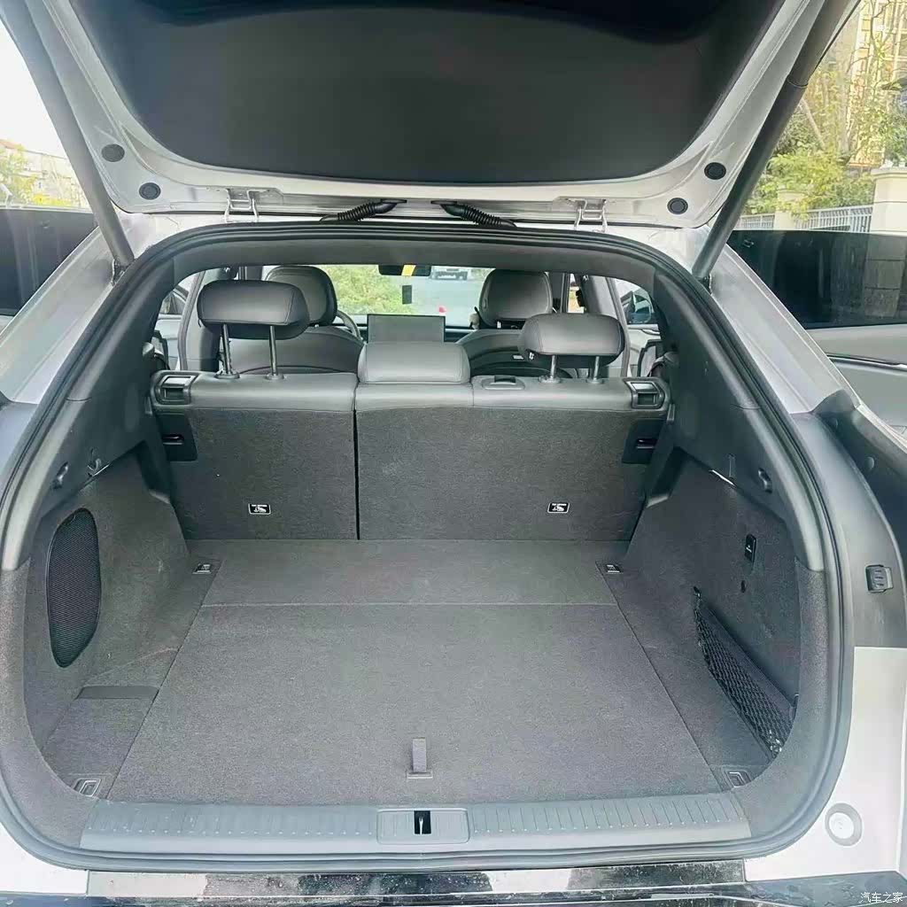 Xpeng G7, 2025 11