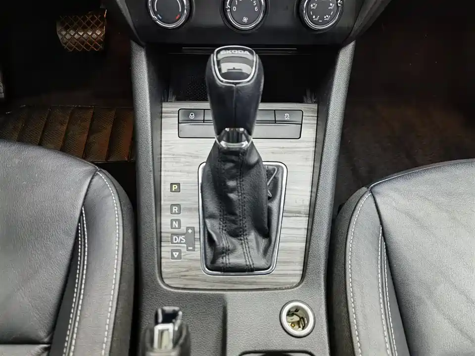 Skoda Octavia Skoda Octavia