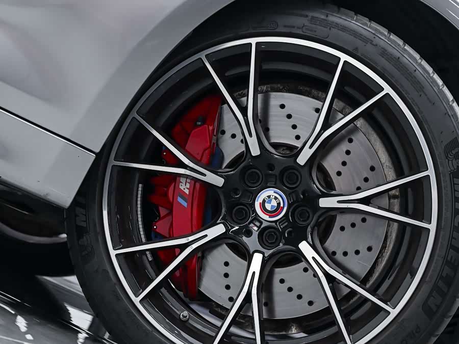 BMW M5 2023, фото 6