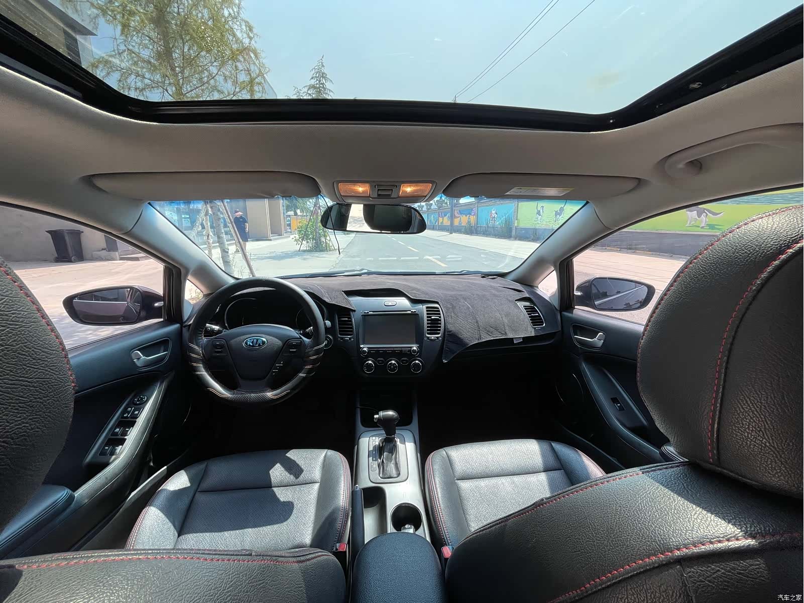 Kia K3, 2014 8