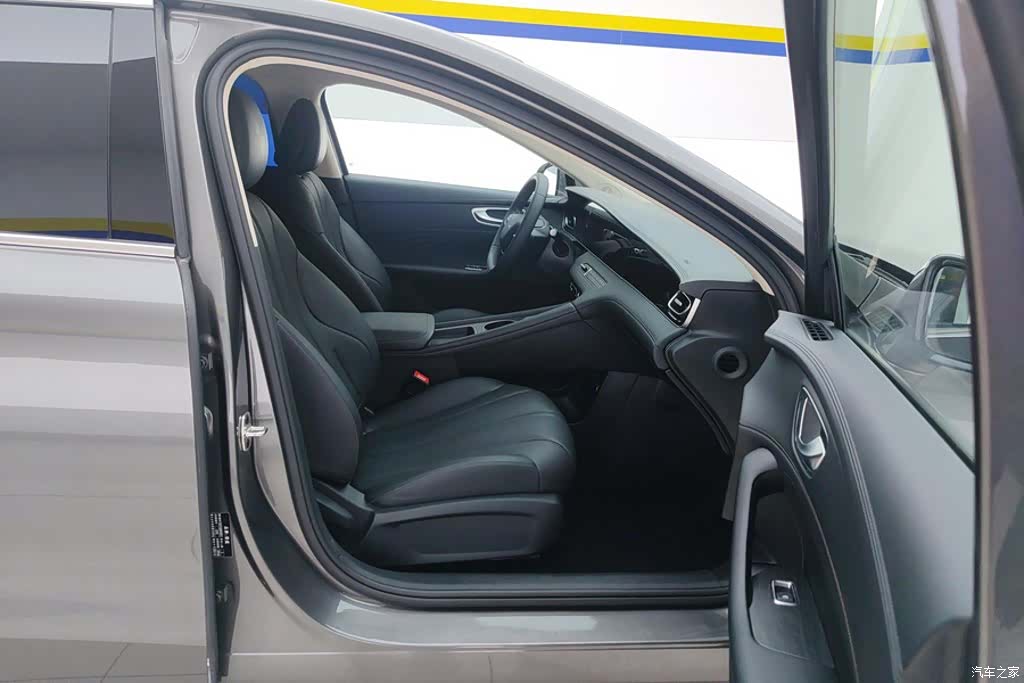 Roewe D7, 2024 8