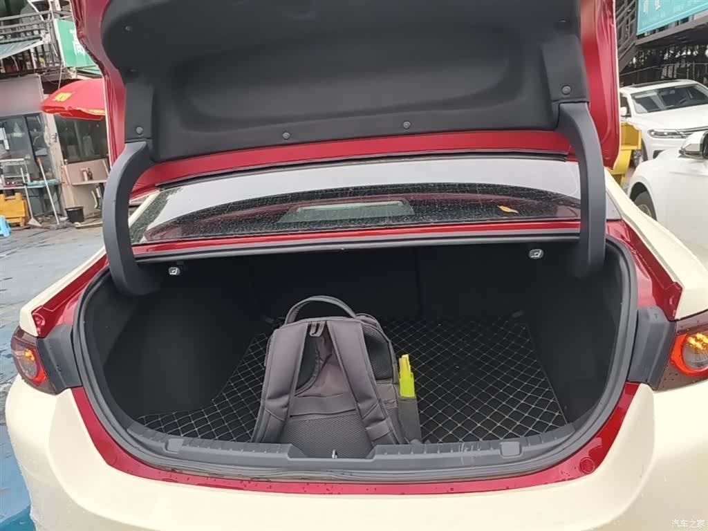 Mazda Mazda3, 2021 19