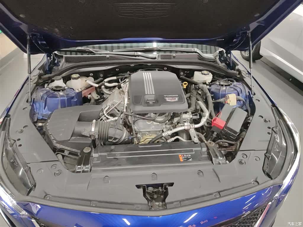 Cadillac CT5, 2023 16