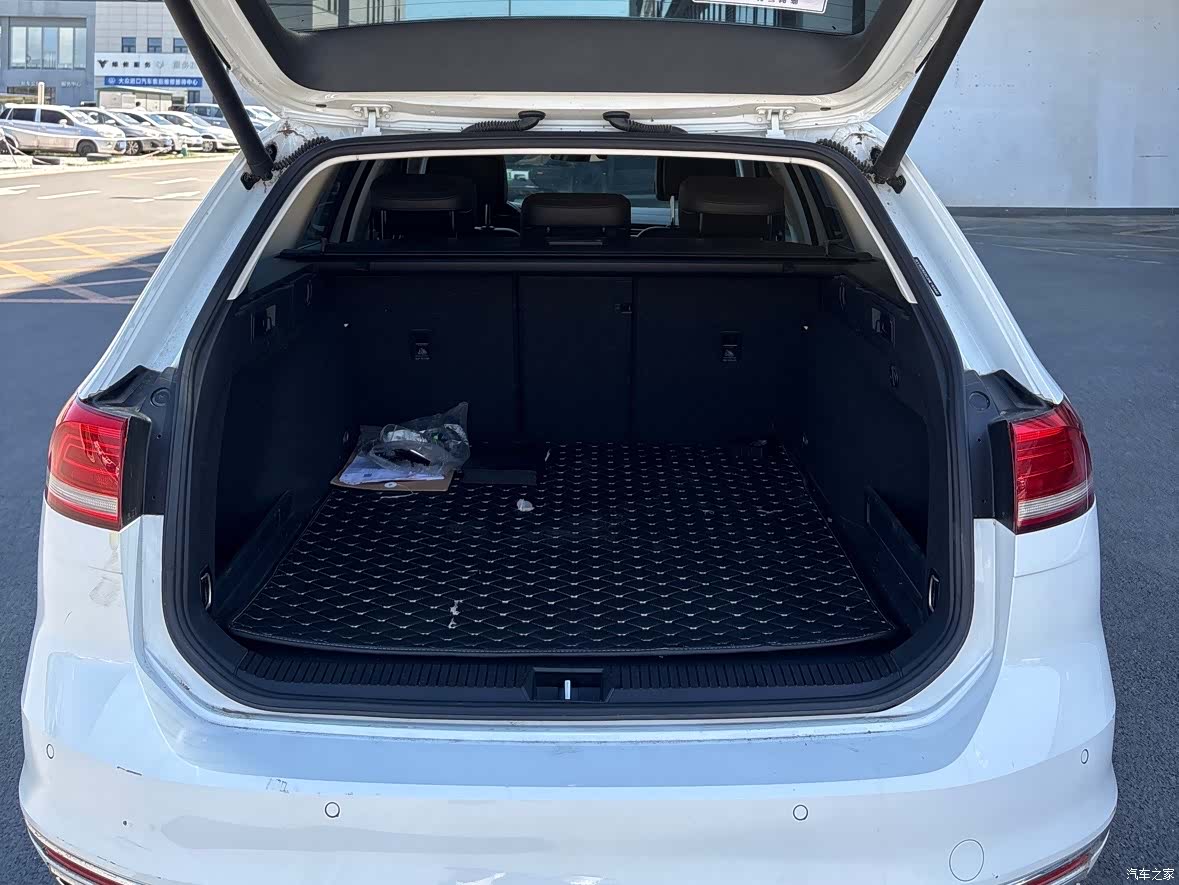 Volkswagen Variant, 2017 15