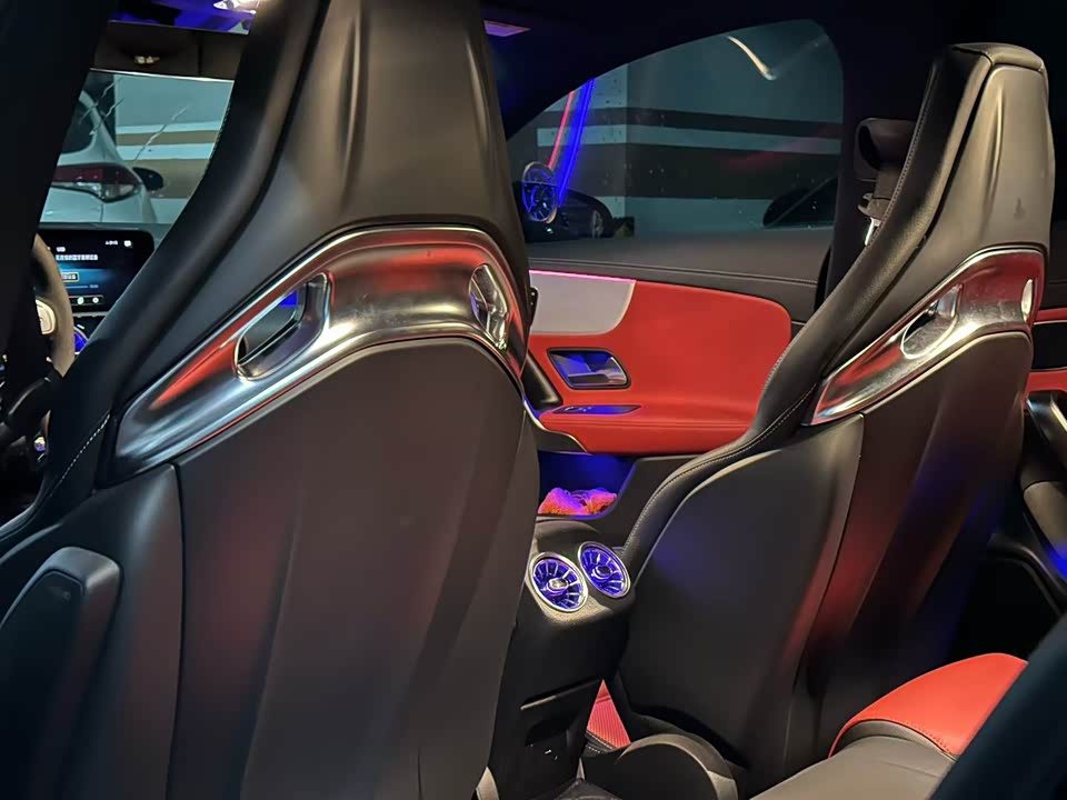 Mercedes-Benz CLA AMG