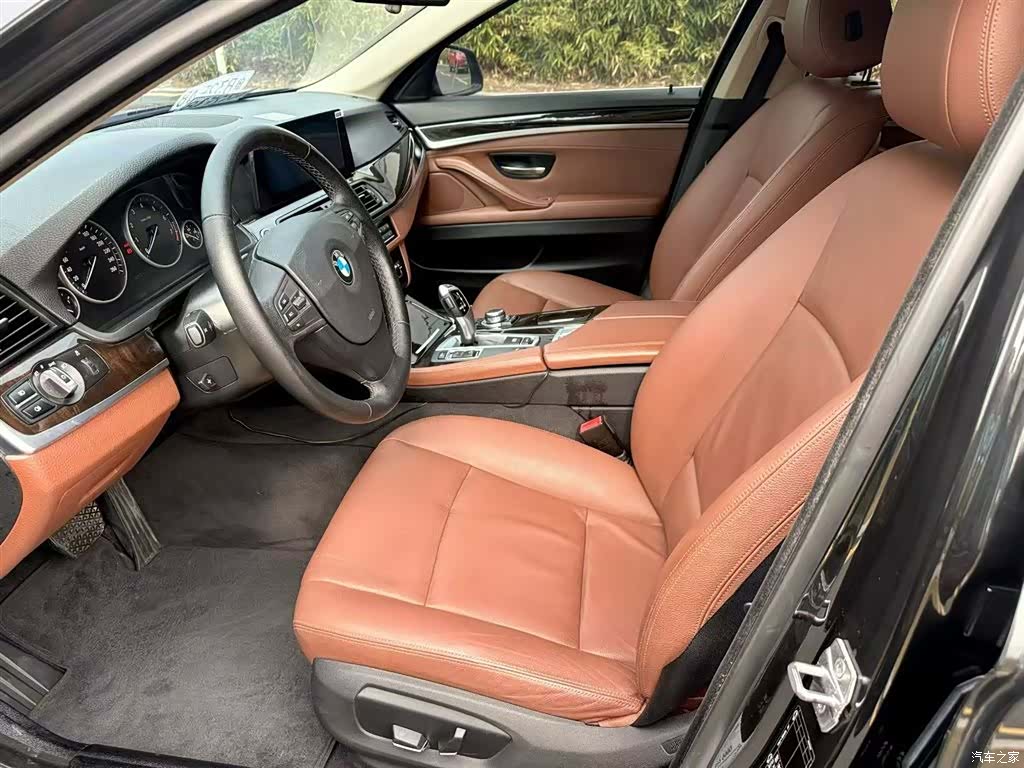 BMW 5 Series, 2016 14
