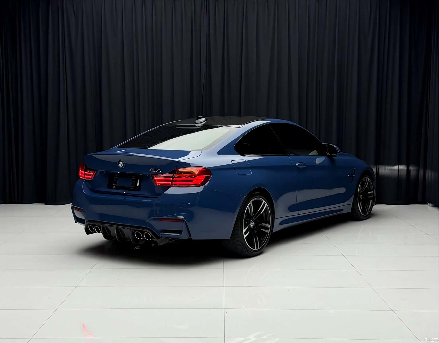 BMW M4, 2015 6