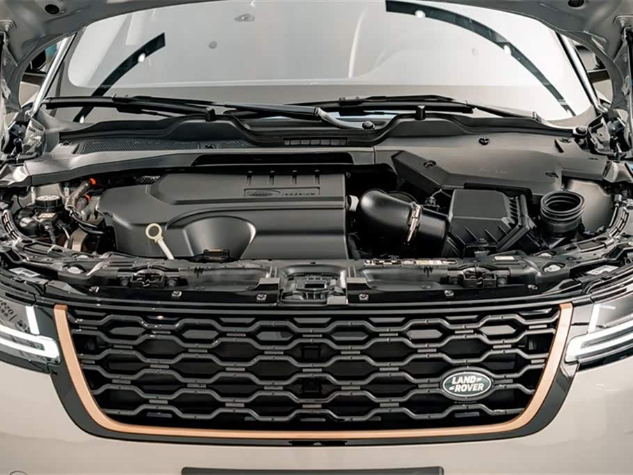 Land Rover Range Rover Aurora