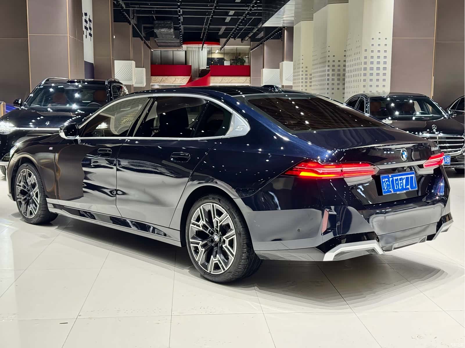 BMW 5 Series, 2024 9