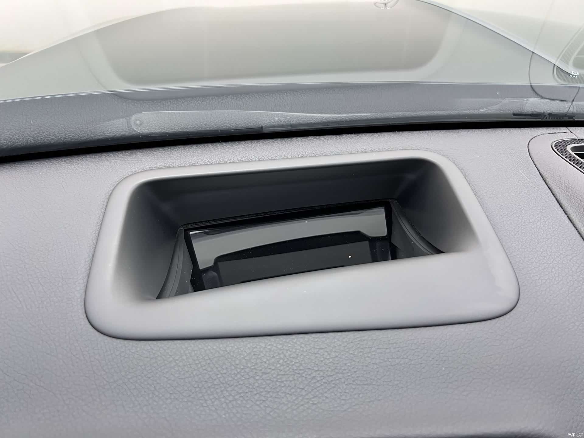 Maybach S-Class, 2024 18