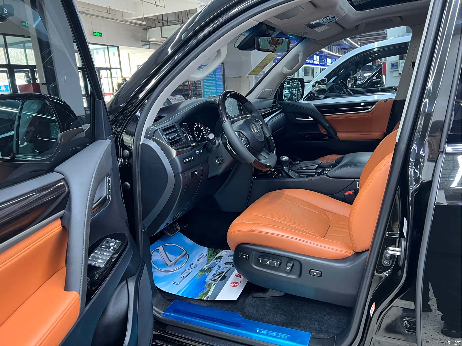 Lexus LX, 2017 9