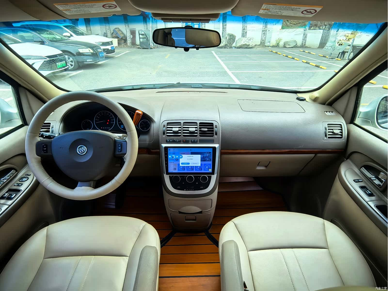 Buick GL8, 2012 12