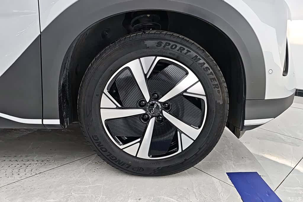 BYD HiAce, 2025 6