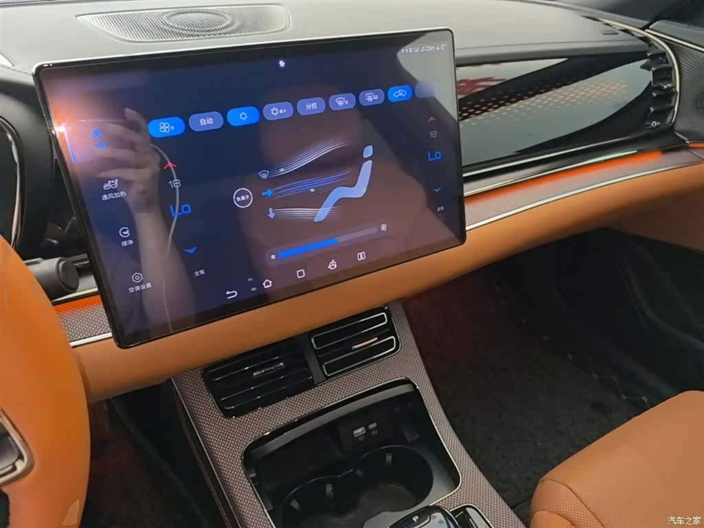 BYD Han, 2022 10