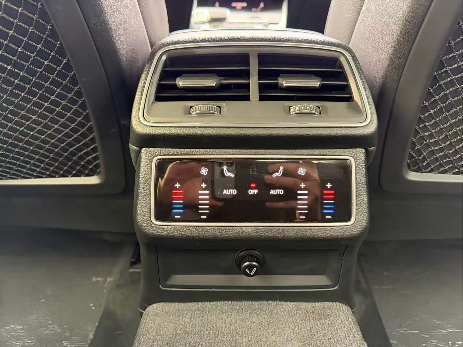 Audi A6L, 2019 25