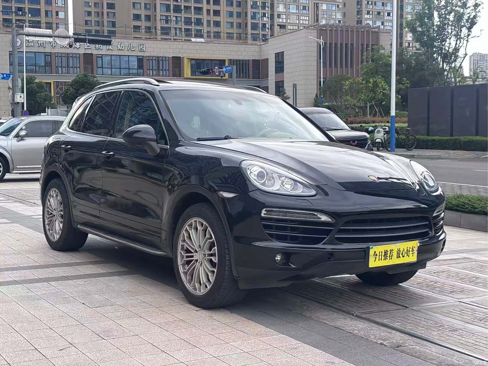 Porsche Cayenne, 2012 7