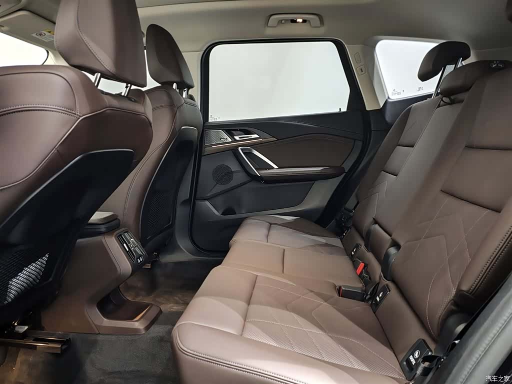 BMW X1, 2024 8