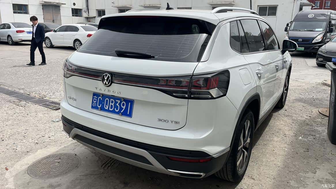 Volkswagen Tayron, 2024 все фото