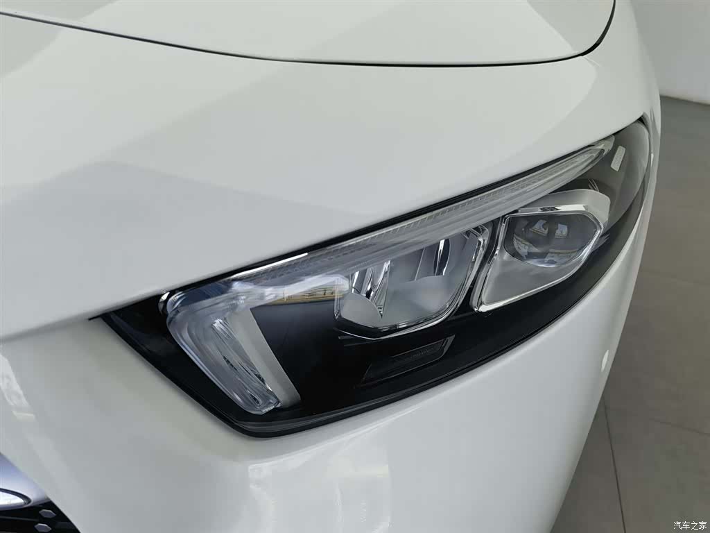 Mercedes-Benz A-Class, 2022 7