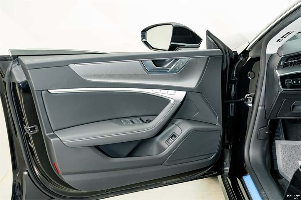 Audi A7L, 2025 17