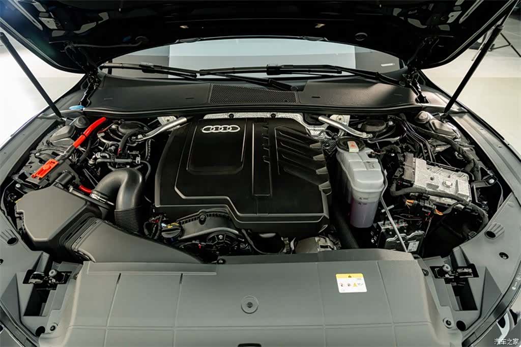 Audi A7L, 2025 25