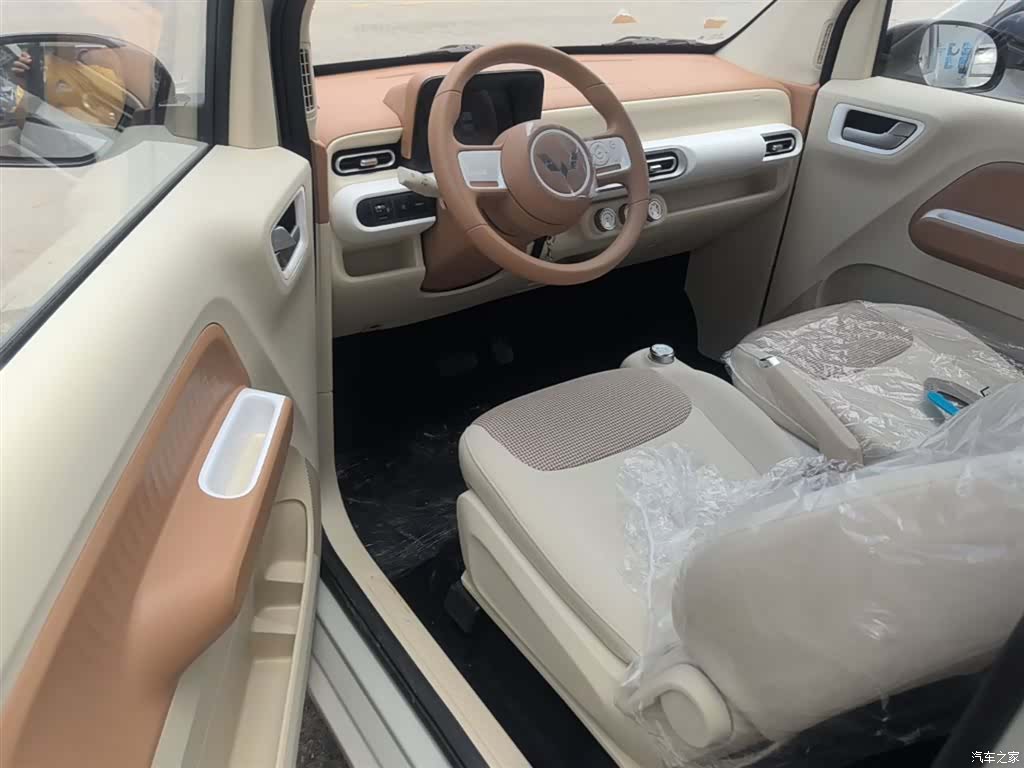Wuling MINIEV, 2026 15