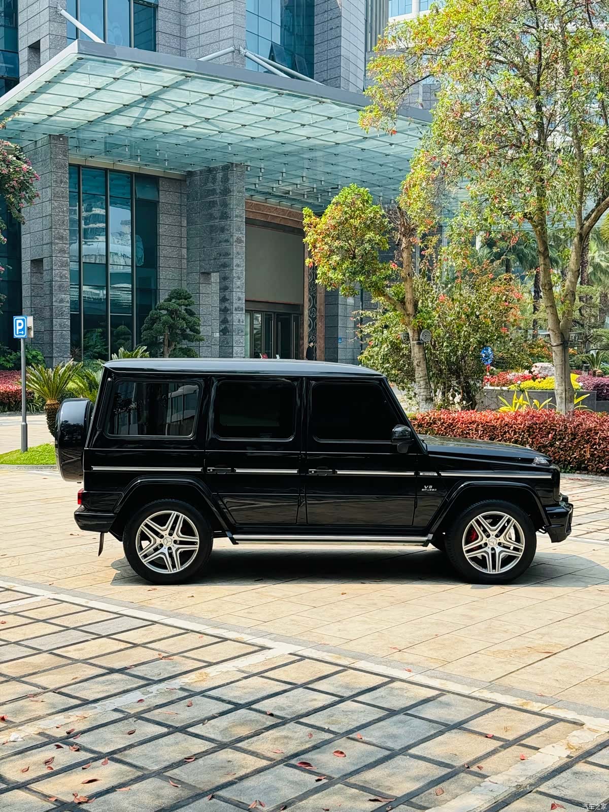 Mercedes-Benz G-Class, 2012 3