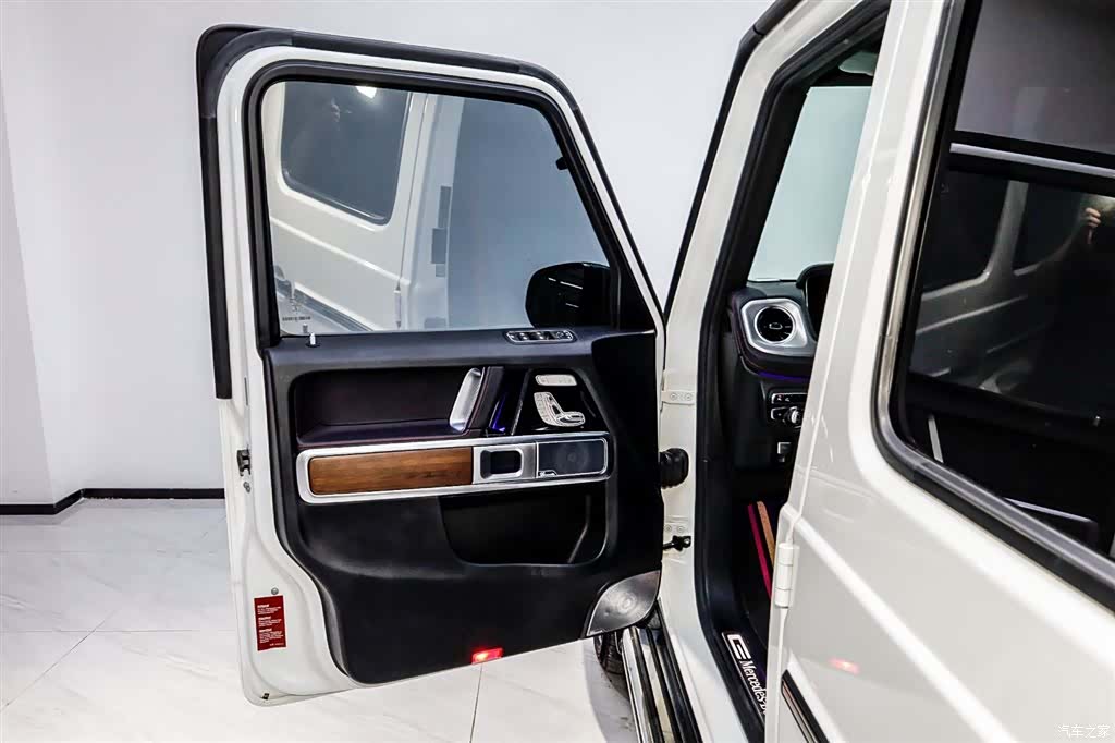 Mercedes-Benz G-Class, 2023 7