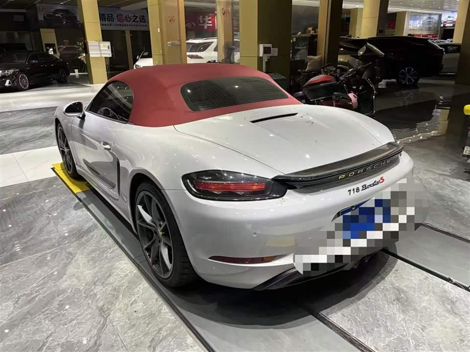 Porsche 718