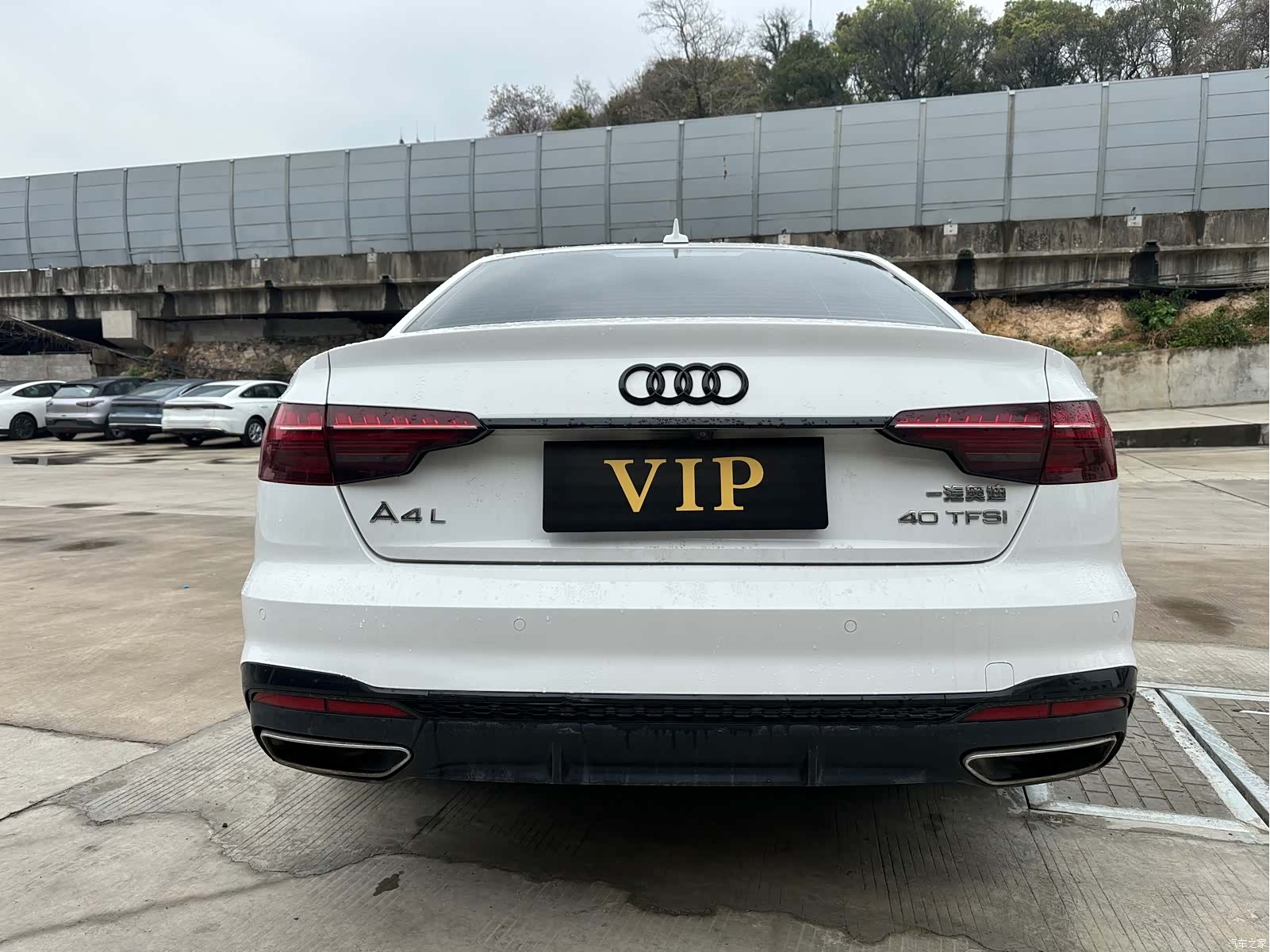 Audi A4L, 2022 8