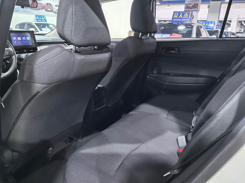 Toyota Corolla Sharp amplifier