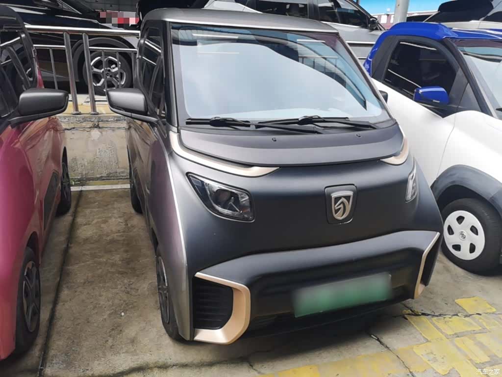 Wuling E200, 2019 4
