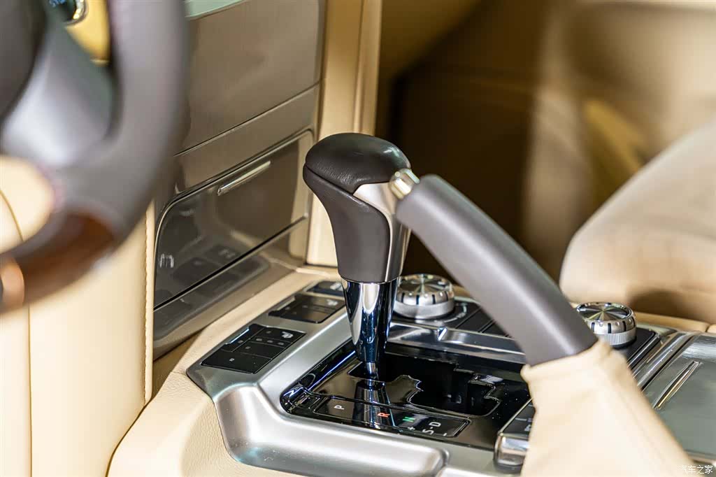 Toyota Land Cruiser, 2017 12