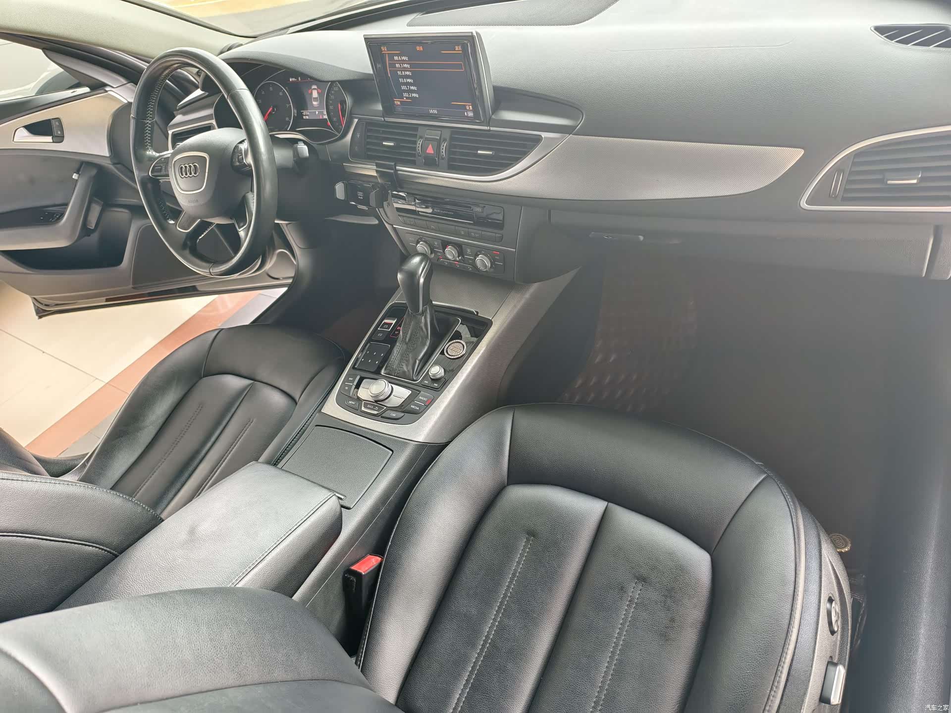 Audi A6L, 2016 13