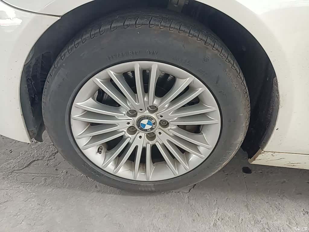 BMW 5 Series, 2015 23