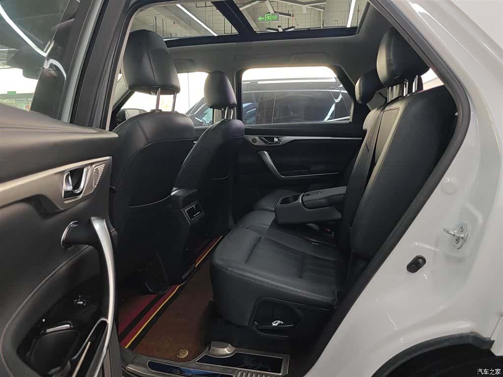 Changan CS95, 2020 17