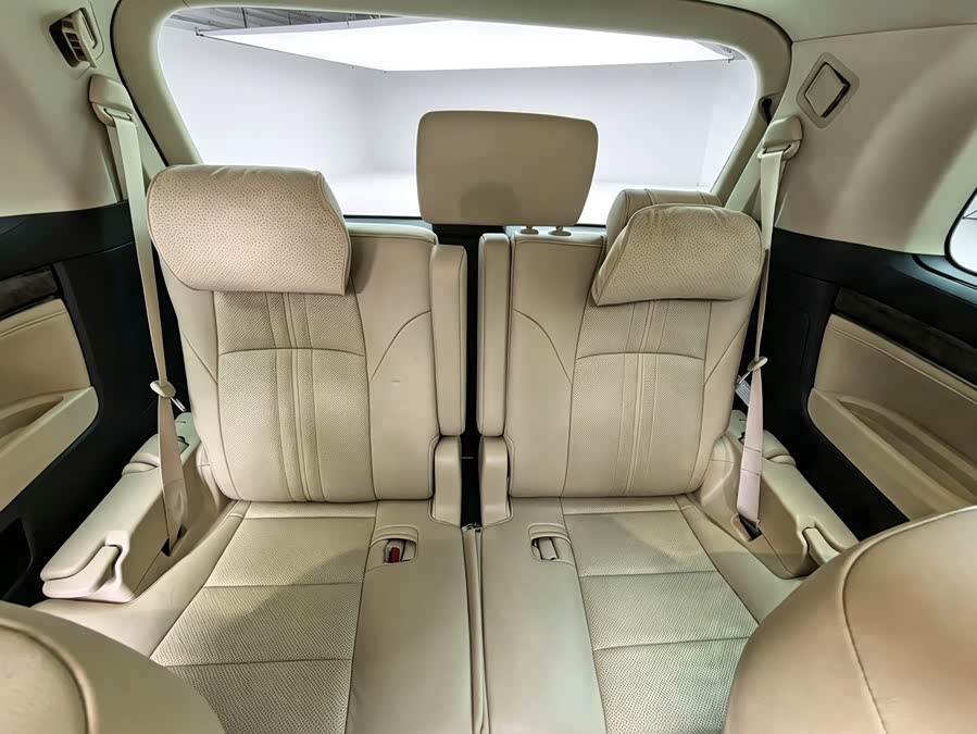 Toyota Alphard 2022, фото 8