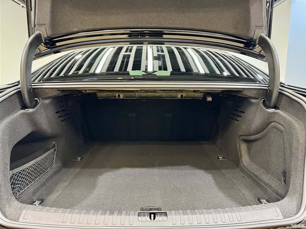Audi A6L, 2021 12