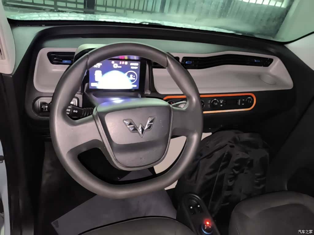 Wuling MINIEV, 2021 10