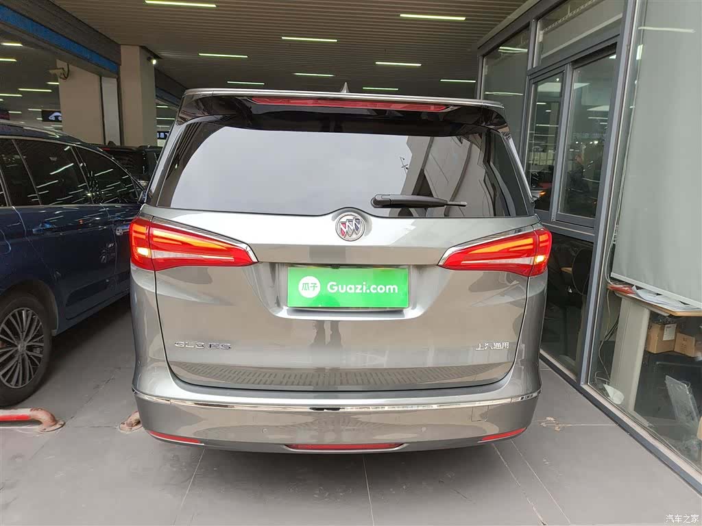 Buick GL8, 2020 6