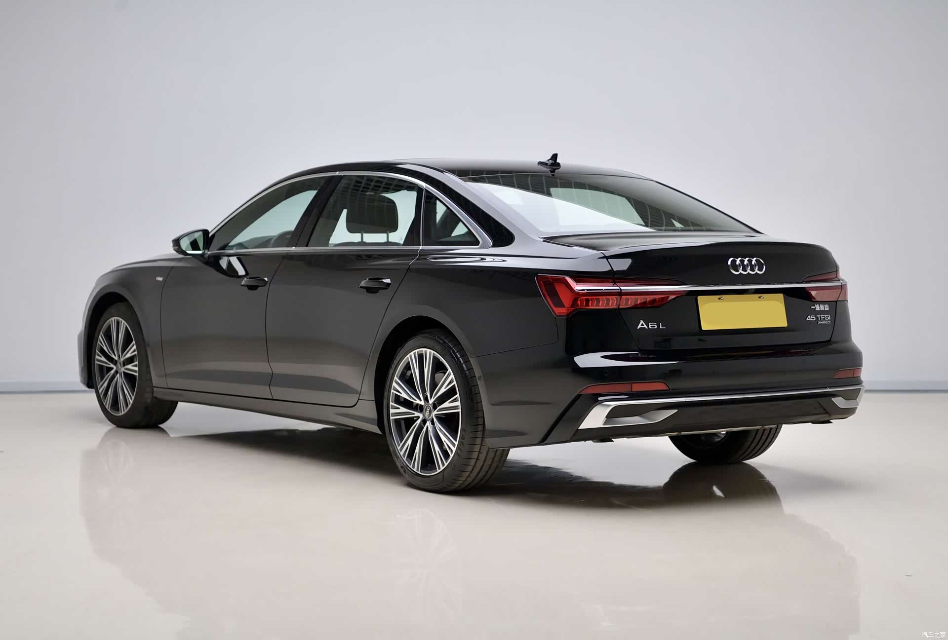 Audi A6L, 2025 3