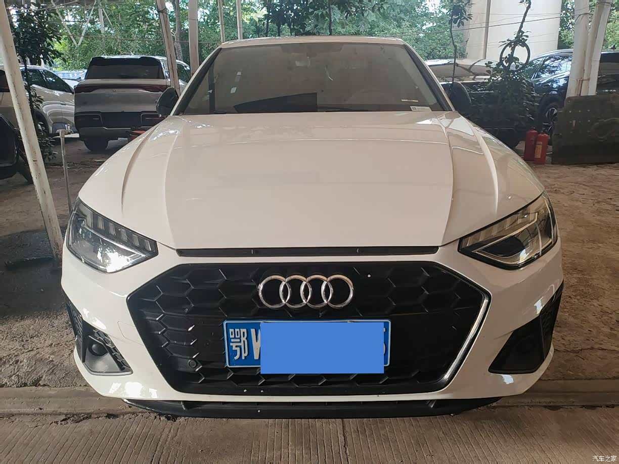 Audi A4L, 2022 3