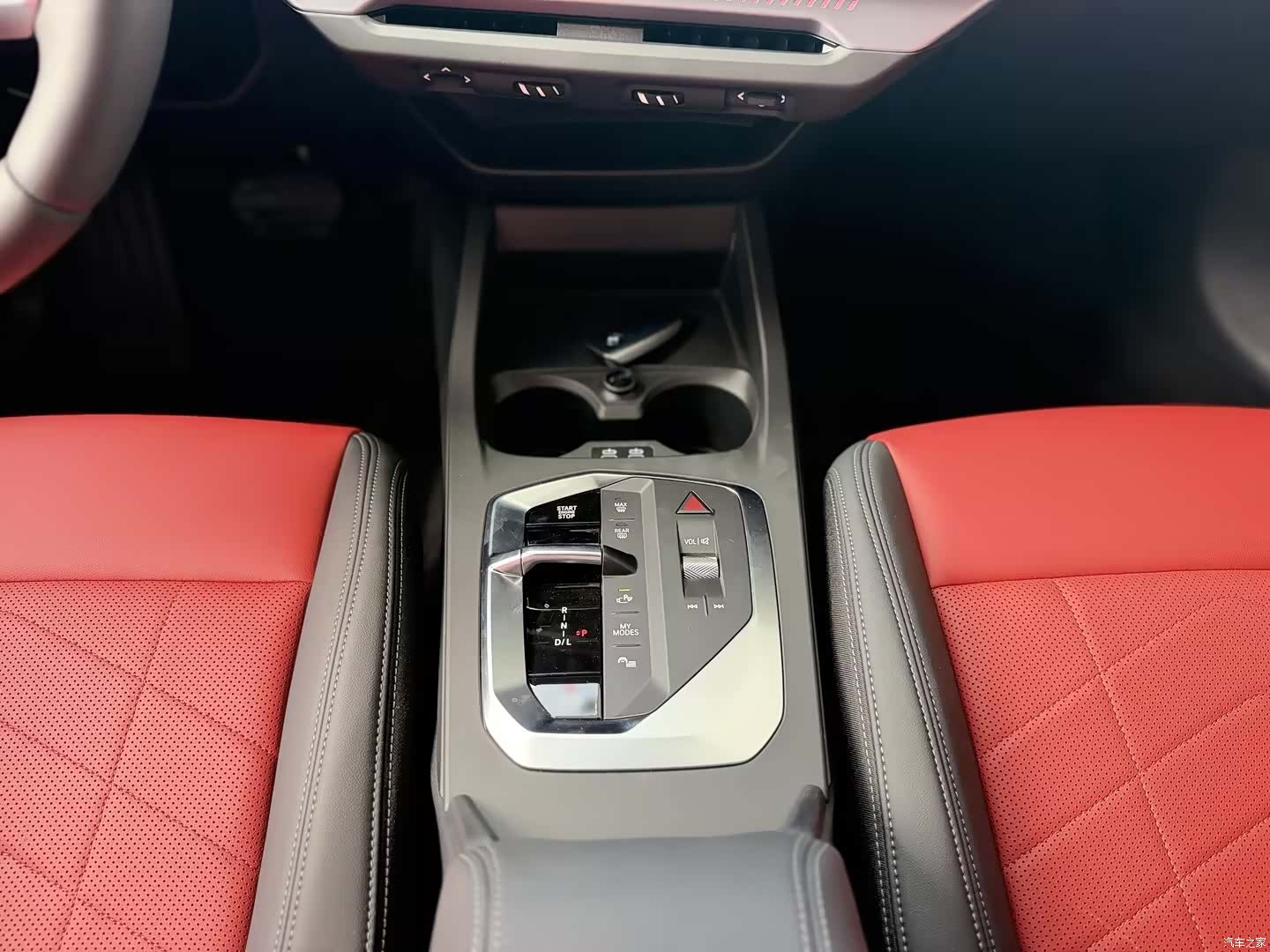 BMW 2 Series, 2025 12