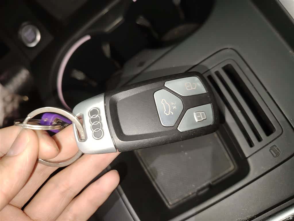 Audi A4L, 2021 9