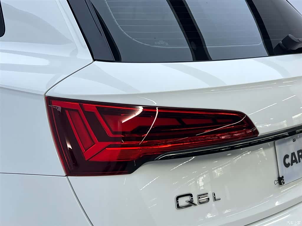 Audi Q5L, 2023 11