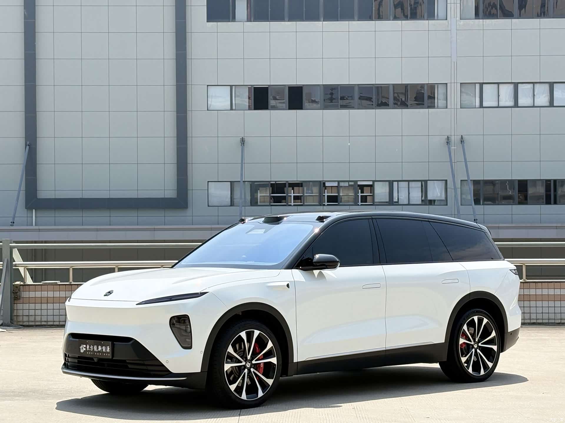 NIO ES8, 2024 1