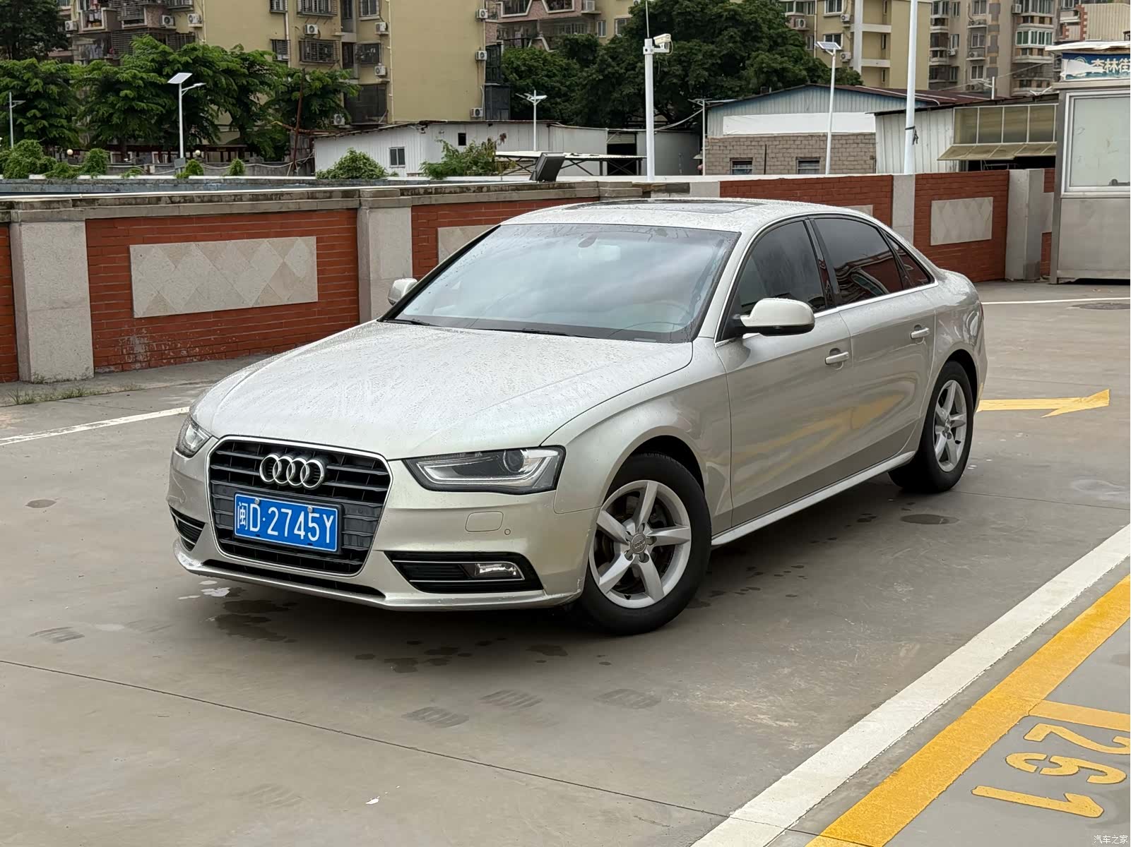 Audi A4L, 2015 1