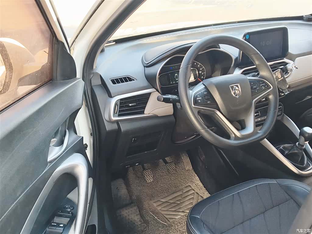 Wuling 510, 2017 16