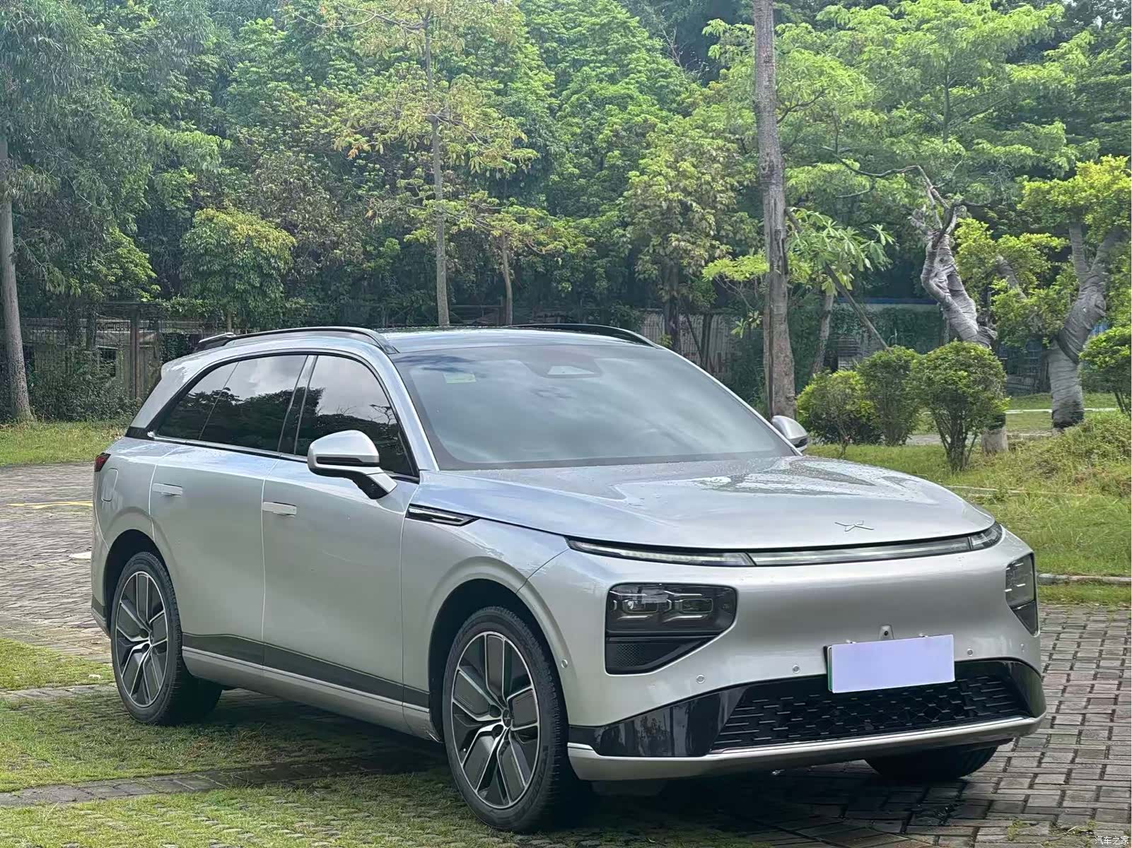Xpeng G9, 2023 3